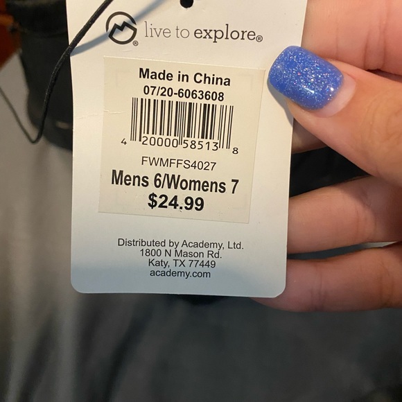 BRAND NEW Magellan Winter Boots! - Picture 5 of 5